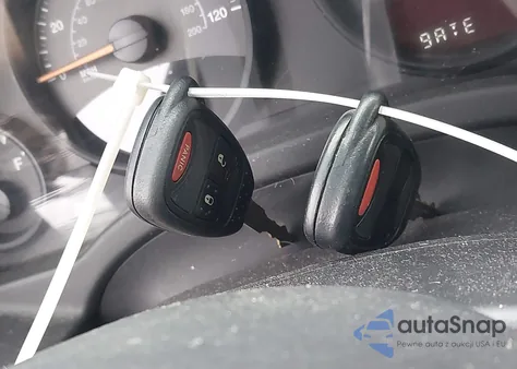 2015 Jeep Compass Sport из США, поврежденный, VIN 1C4NJDBB2FD357822